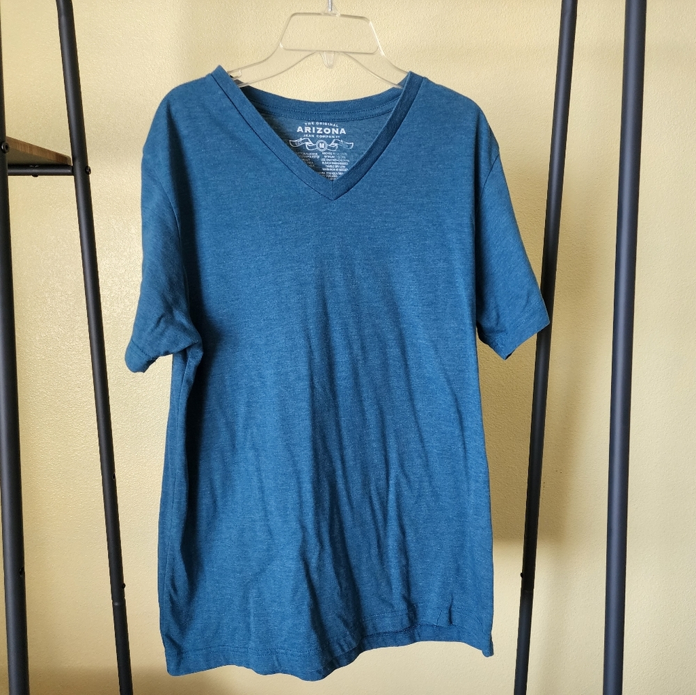 Arizona blue v-neck tee